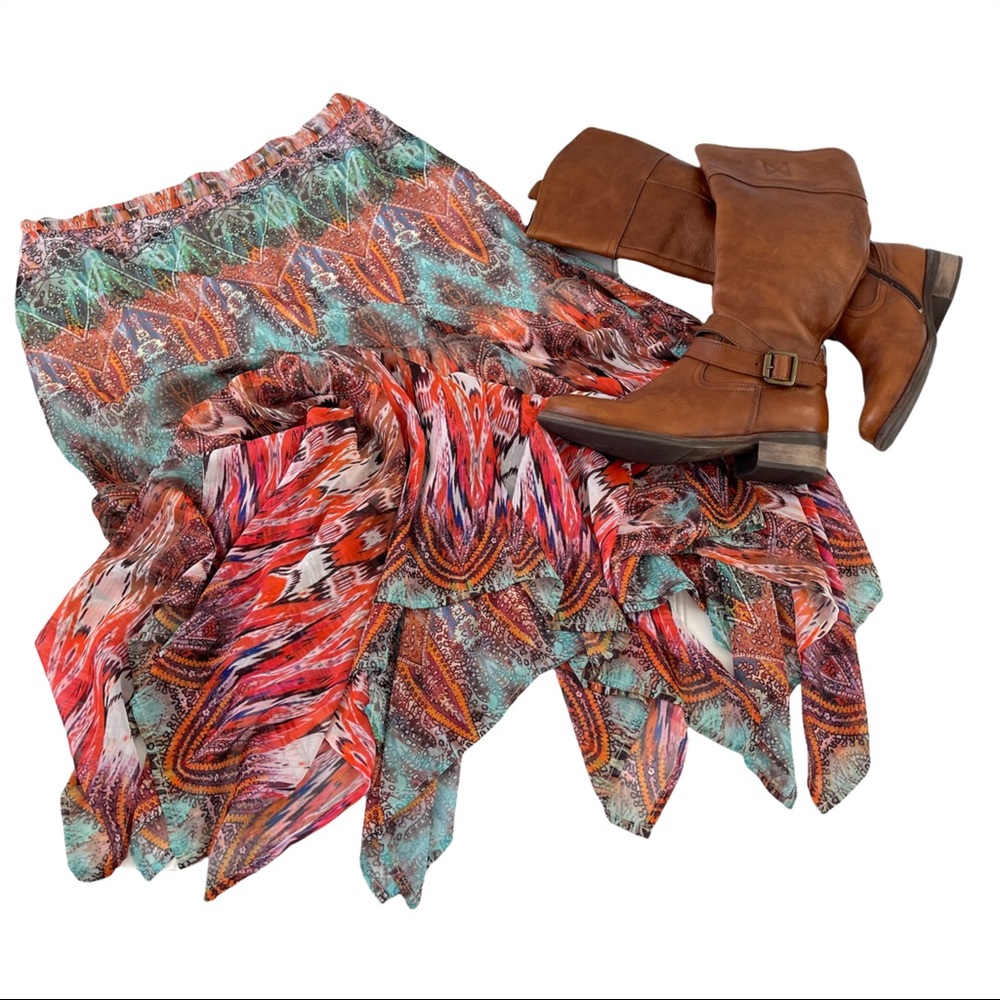 Christina V Aztec Print Asymmetrical Fit & Flare Maxi Skirt Size Medium
